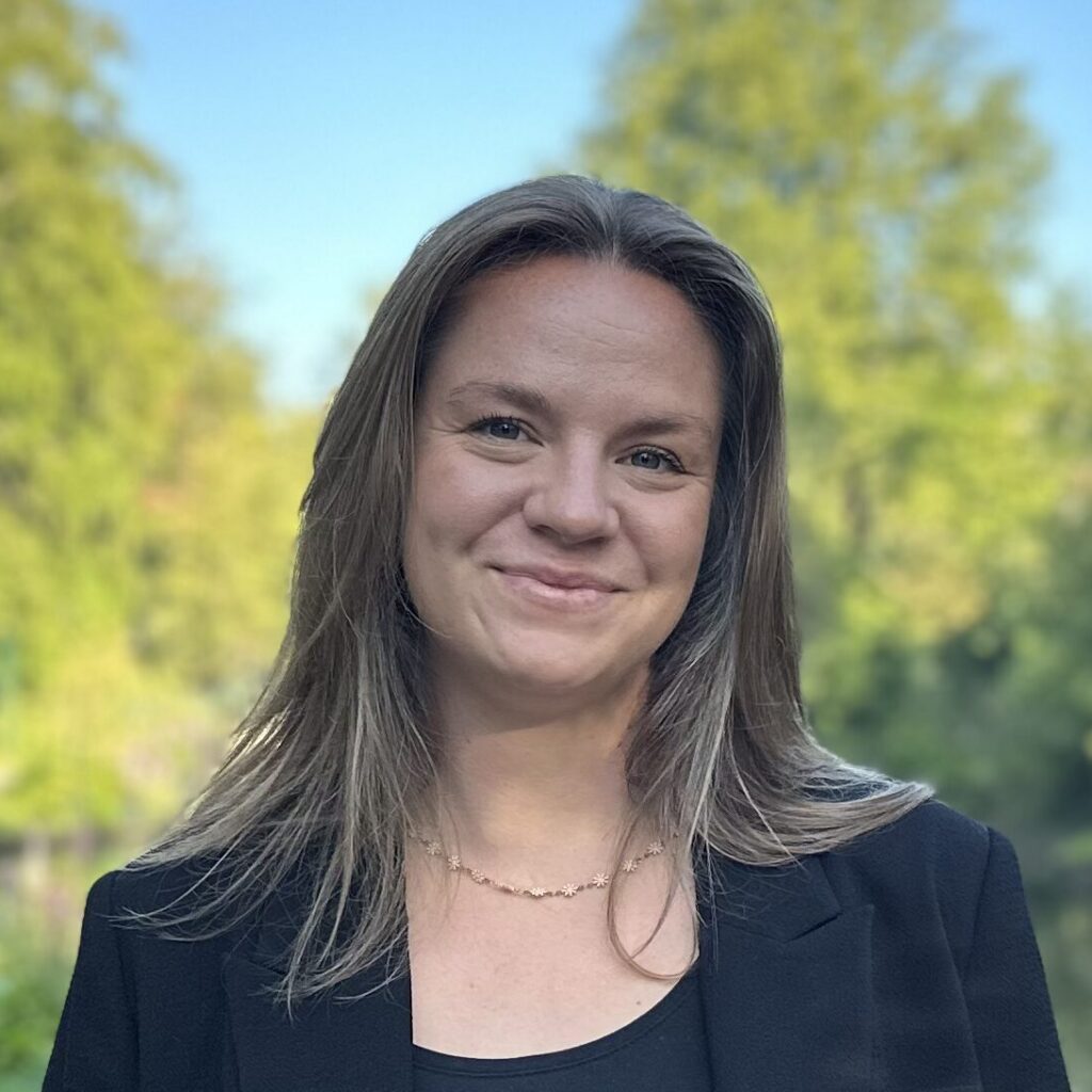 Portrett Thea Båtevik